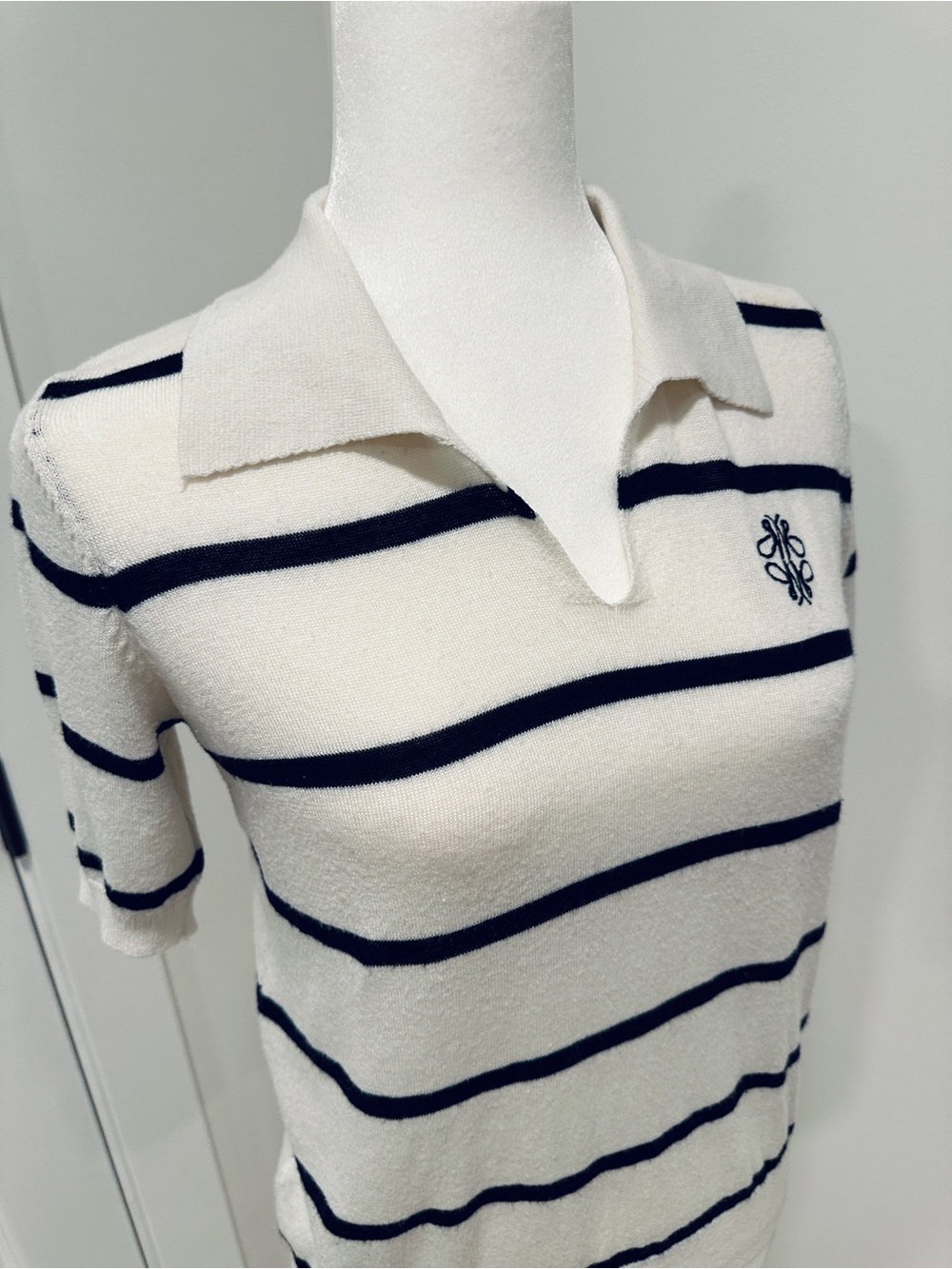 Striped Short Sleeve Polo Knit Sweater Cream Black Embroidered Monogram Logo S